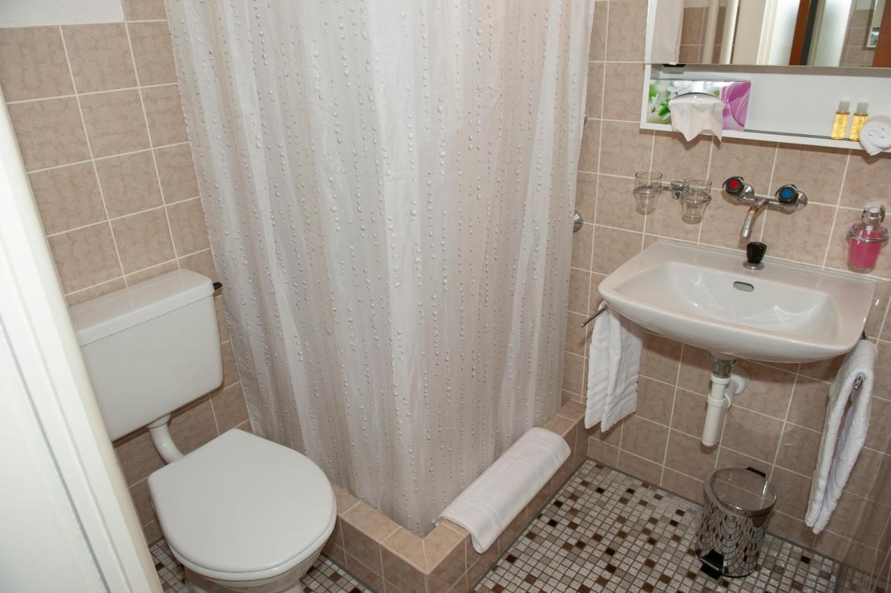 Hotel Sporting Marbach Buitenkant foto